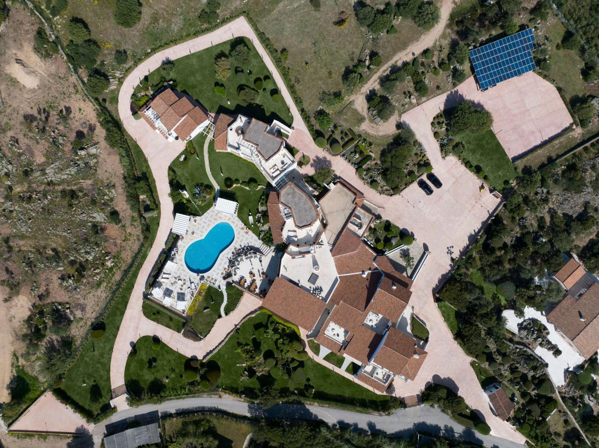 Sulia House Porto Rotondo, Curio Collection By Hilton Hotel Bagian luar foto